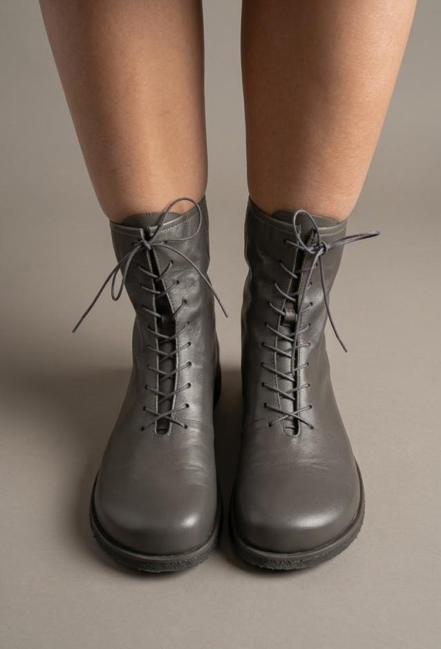 AUDLEY Women's Leather Ankle Boots Steel