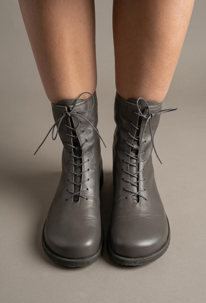 AUDLEY Women's Leather Ankle Boots
