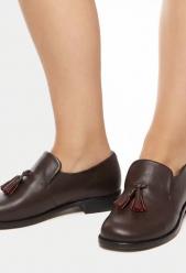 AUDLEY Women's low-heeled leather shoe. 