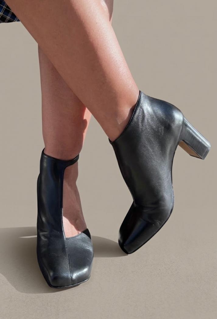 AUDLEY Women's Low Heel Leather Shoe